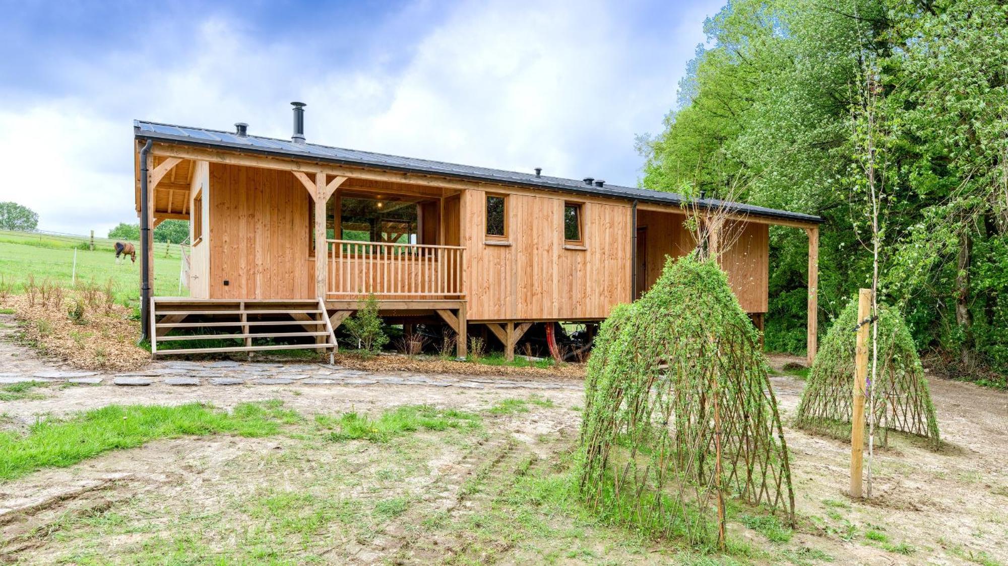 Les Cabanes Champetres - Le Domaine Des Trois Tilleuls Villers-la-Ville エクステリア 写真